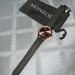 Monroé | Jewelry | Monro Solrose Charcoal Leather Watch  display picture 2